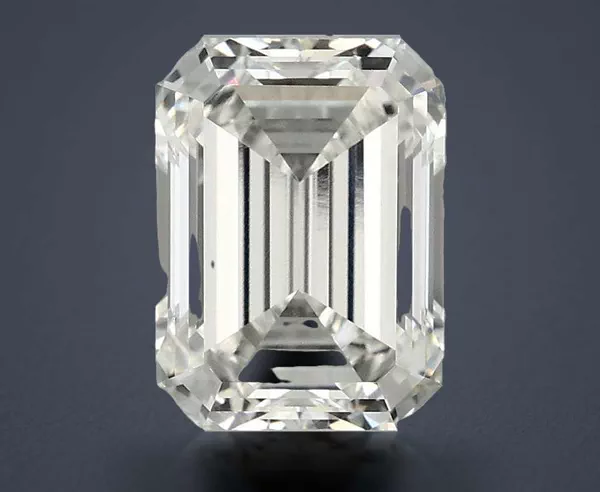 3.03 Carat · G · VVS2 Rare Carat Ideal Cut