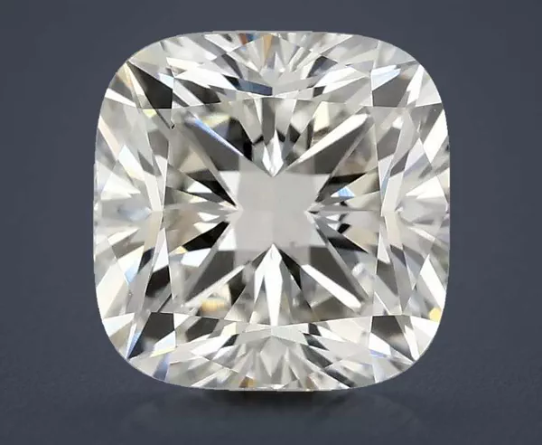 4 Carat · G · VVS2 Rare Carat Ideal Cut