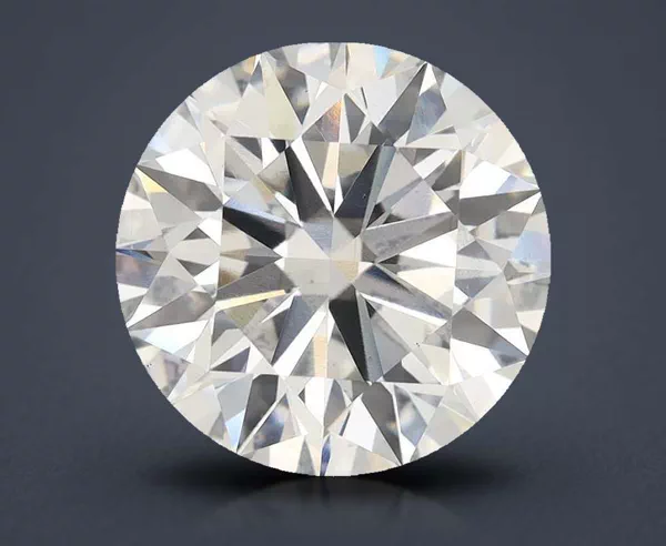 6.24 Carat · G · VS1 Rare Carat Ideal Cut