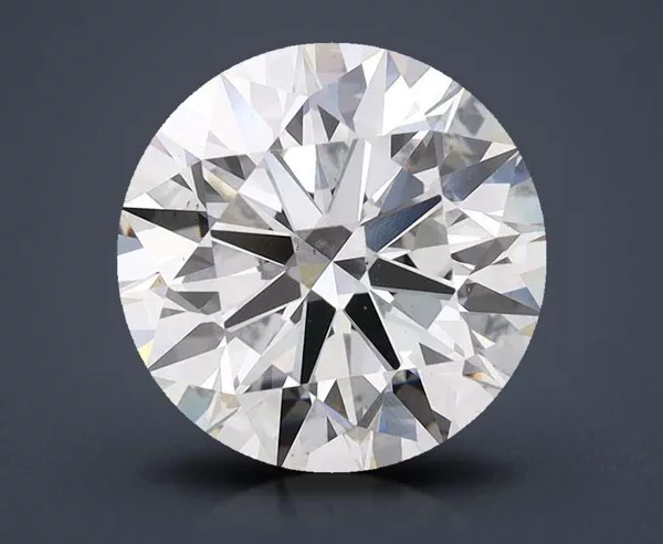 4.76 Carat · H · VS2 Rare Carat Ideal Cut
