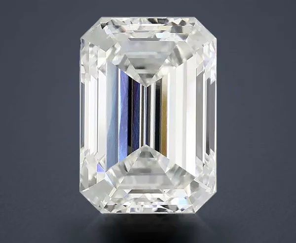 3.35 Carat · E · VVS2 Rare Carat Ideal Cut