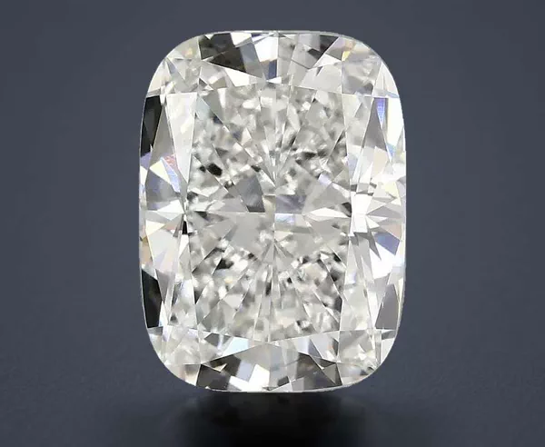 3.04 Carat · G · VS1 Rare Carat Ideal Cut