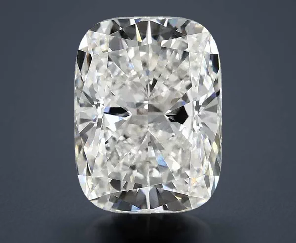 4.61 Carat · E · VVS2 Rare Carat Ideal Cut