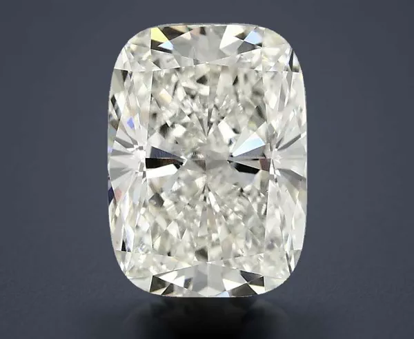 3.08 Carat · G · VS1 Rare Carat Ideal Cut