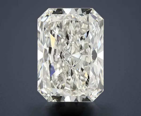4.89 Carat · G · VS1 Rare Carat Ideal Cut