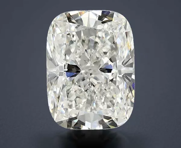 2.49 Carat · F · VS1 Rare Carat Ideal Cut