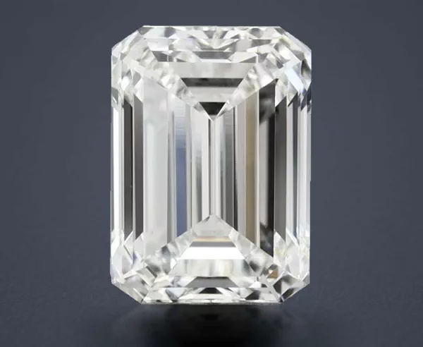 1.67 Carat · F · VS1 Rare Carat Ideal Cut