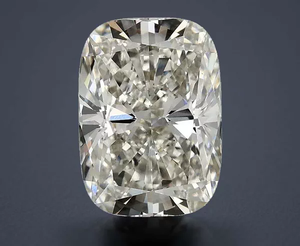 4.04 Carat · H · VS1 Rare Carat Ideal Cut