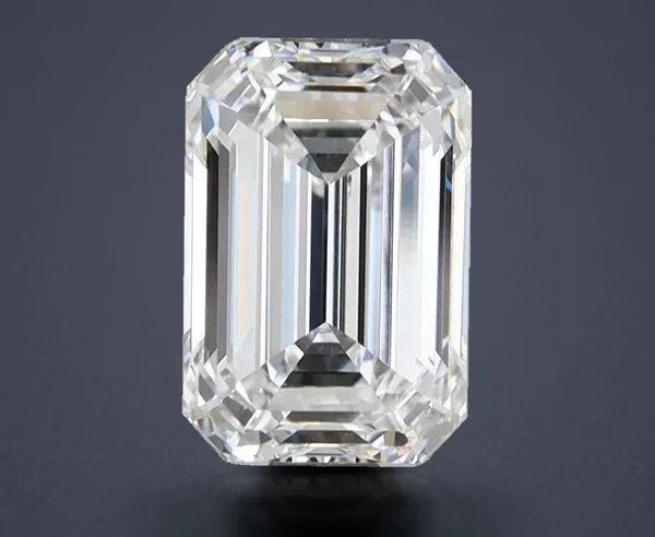 2.82 Carat · D · VVS2 Rare Carat Ideal Cut