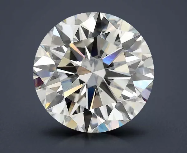 3.95 Carat · G · VVS2 excellent Cut