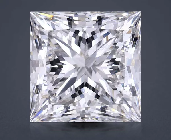 4.47 Carat · G · VS1 Rare Carat Ideal Cut