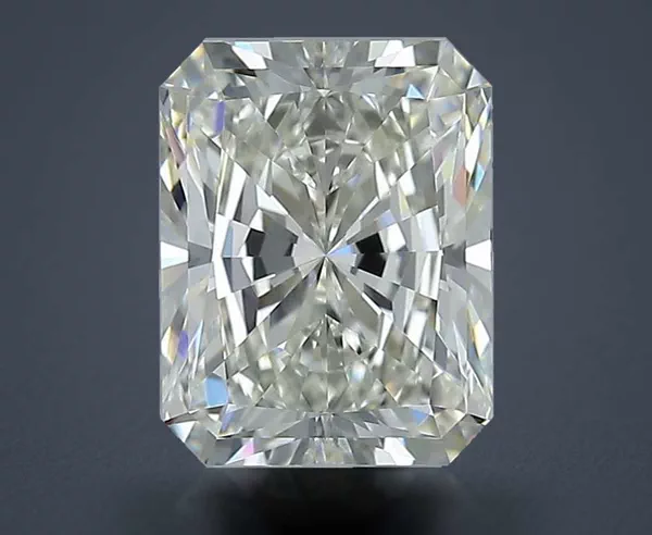 2.7 Carat · I · VVS1 Rare Carat Ideal Cut