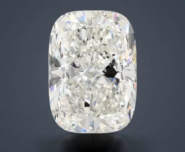 4.87 Carat · F · VVS2 Rare Carat Ideal Cut