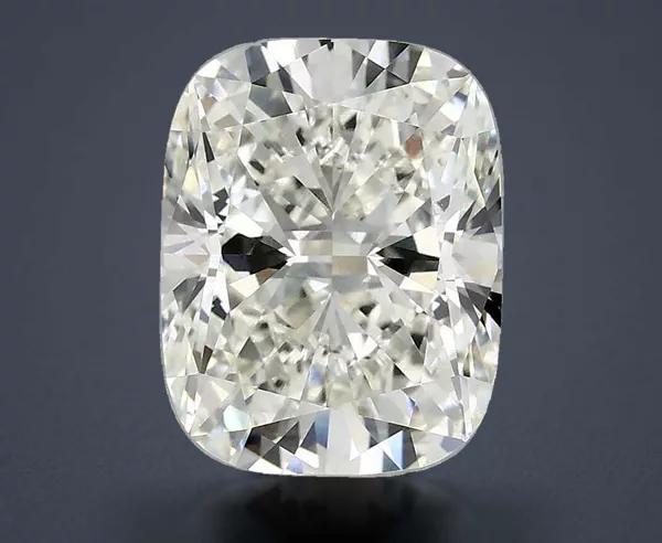 4.03 Carat · H · VVS2 Rare Carat Ideal Cut