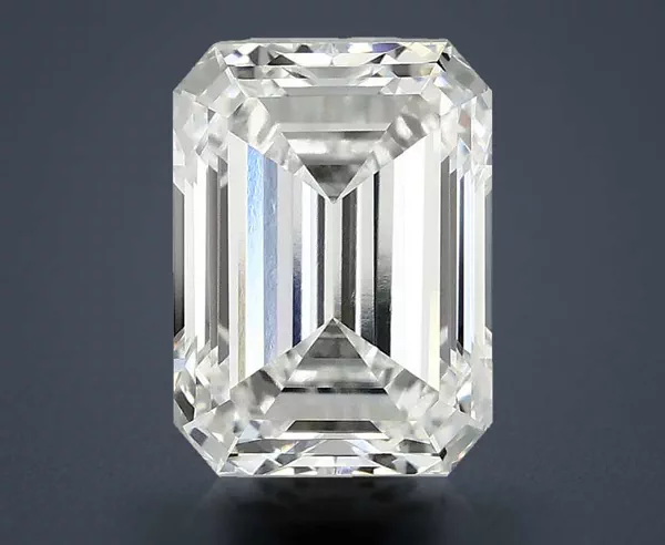 2.95 Carat · E · VVS2 Rare Carat Ideal Cut