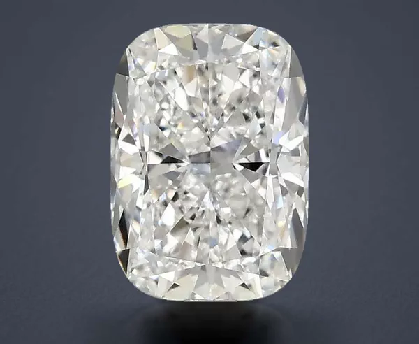 2.1 Carat · F · VVS2 Rare Carat Ideal Cut