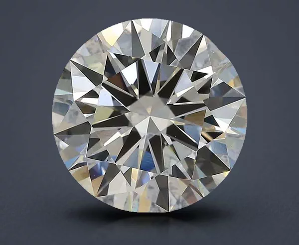 4.39 Carat · F · VVS2 Rare Carat Ideal Cut