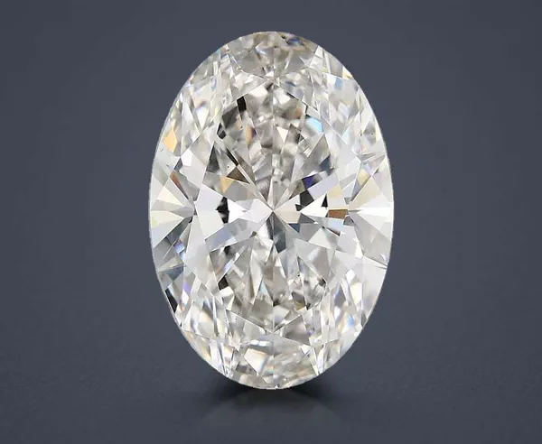 4.77 Carat · G · VS1 Rare Carat Ideal Cut