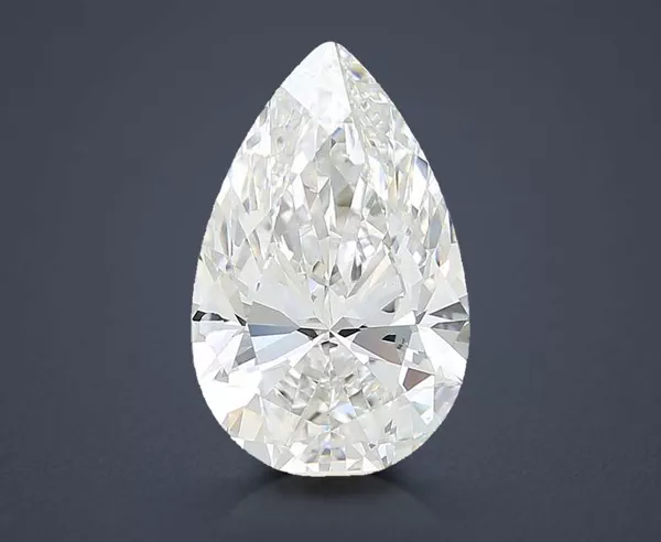 5.48 Carat · F · VS1 Rare Carat Ideal Cut