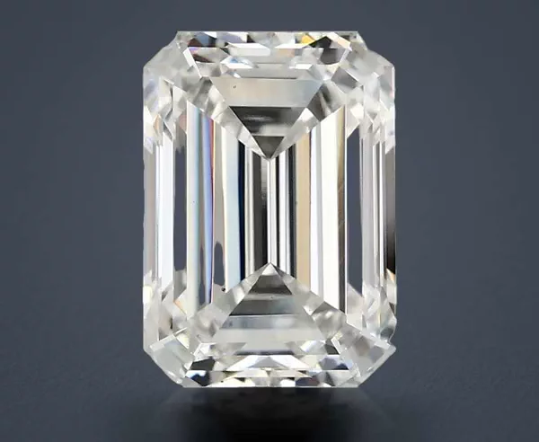 3.57 Carat · E · VS1 Rare Carat Ideal Cut