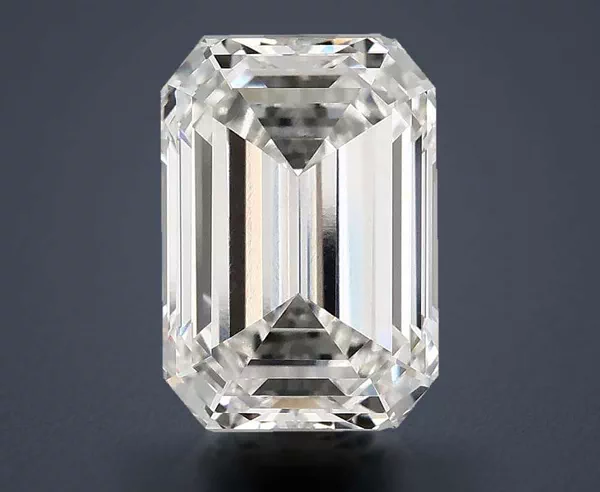 4.86 Carat · G · VS1 Rare Carat Ideal Cut