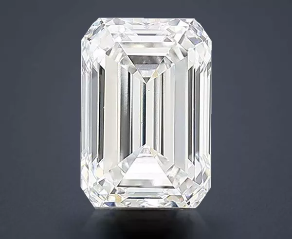 1.65 Carat · E · VS1 Rare Carat Ideal Cut