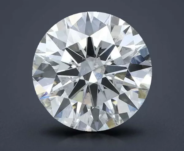 4.23 Carat · G · VVS2 Rare Carat Ideal Cut