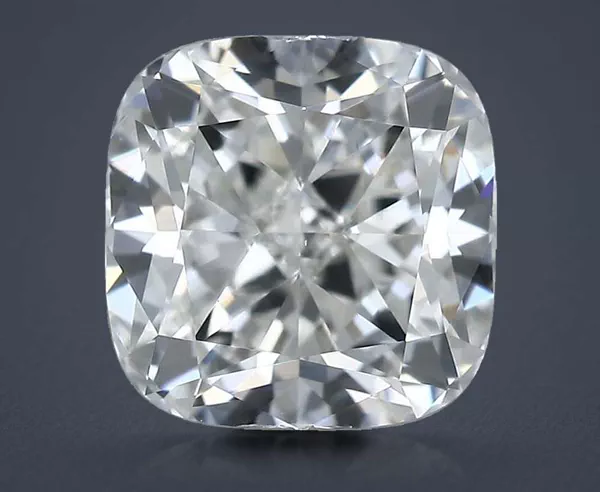 0.7 Carat · F · VS2 Rare Carat Ideal Cut