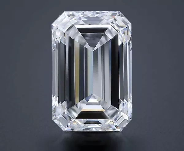 3.31 Carat · E · VVS1 Rare Carat Ideal Cut