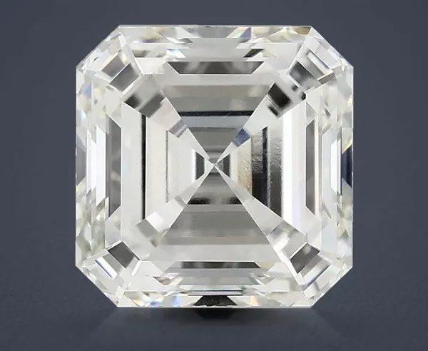 4.06 Carat · G · VVS2 Rare Carat Ideal Cut