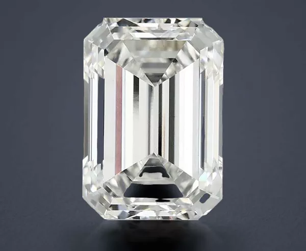 4.02 Carat · G · VVS2 Rare Carat Ideal Cut