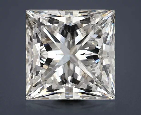4 Carat · E · SI1 Rare Carat Ideal Cut