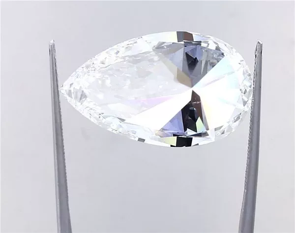 15 Carat · F · VVS2 Rare Carat Ideal Cut