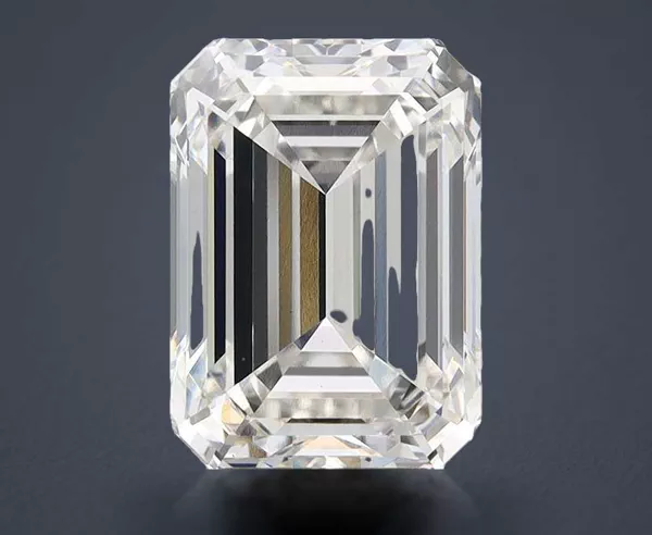 6.32 Carat · H · VS1 Rare Carat Ideal Cut