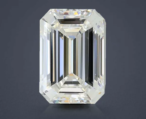 7.05 Carat · F · VS1 Rare Carat Ideal Cut