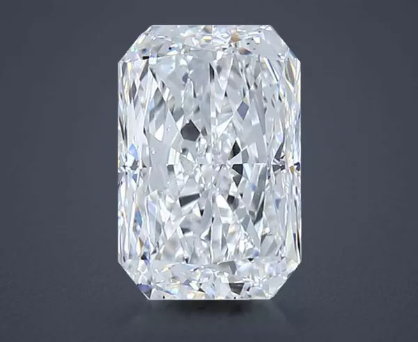 2.2 Carat · E · SI1 Rare Carat Ideal Cut