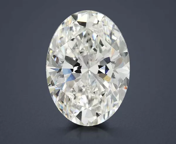 4.07 Carat · G · VS2 Rare Carat Ideal Cut