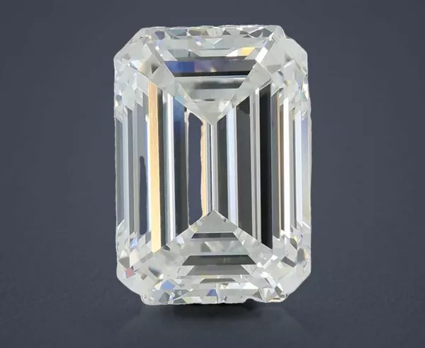 4.02 Carat · E · VVS2 excellent Cut