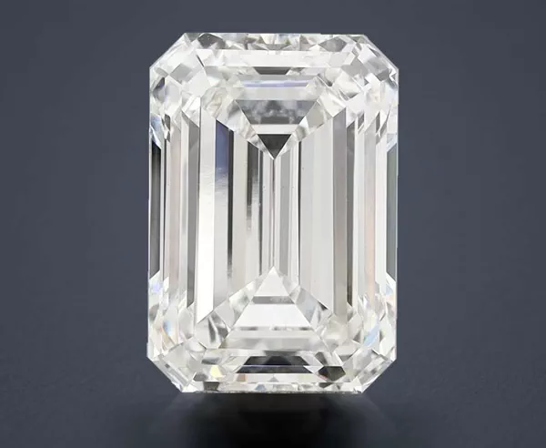 7.01 Carat · G · VVS2 Rare Carat Ideal Cut