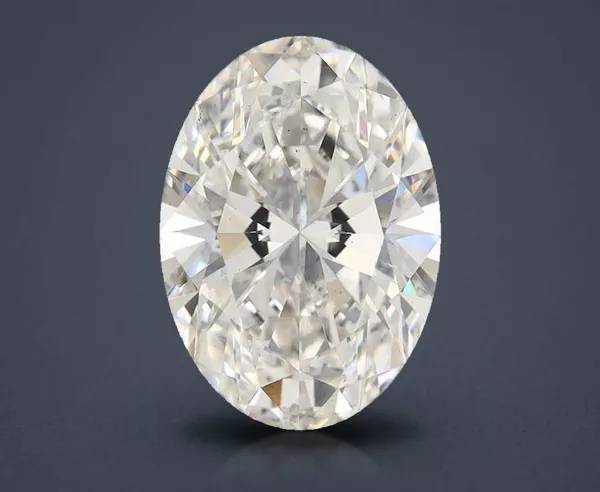 4.53 Carat · G · VS2 Rare Carat Ideal Cut