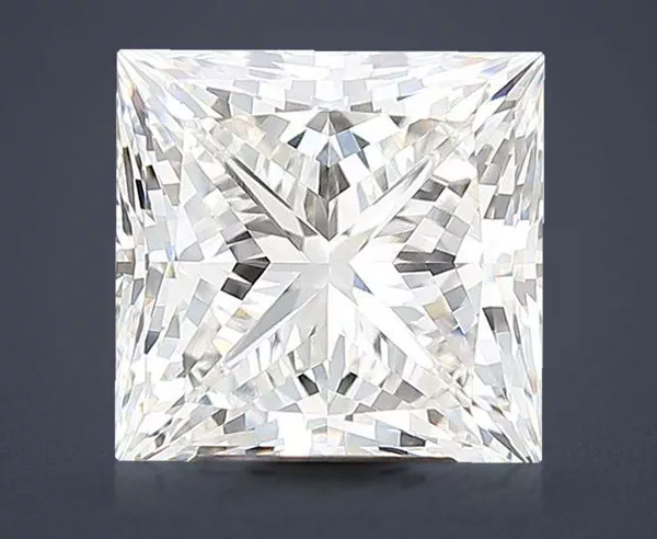 4.51 Carat · G · VVS2 Rare Carat Ideal Cut