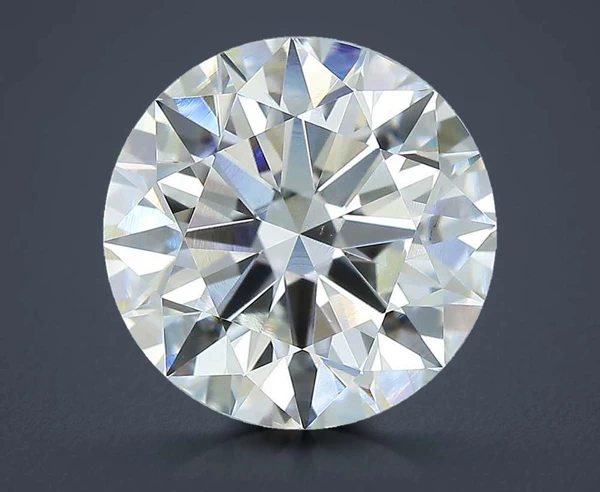 3.8 Carat · I · VS2 Rare Carat Ideal Cut