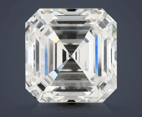 7.11 Carat · E · VVS2 Rare Carat Ideal Cut