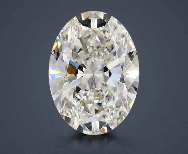 3.46 Carat · G · VS1 Rare Carat Ideal Cut