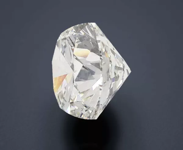 4.26 Carat · G · VS2 Rare Carat Ideal Cut