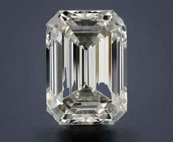 4.02 Carat · H · VVS2 Rare Carat Ideal Cut