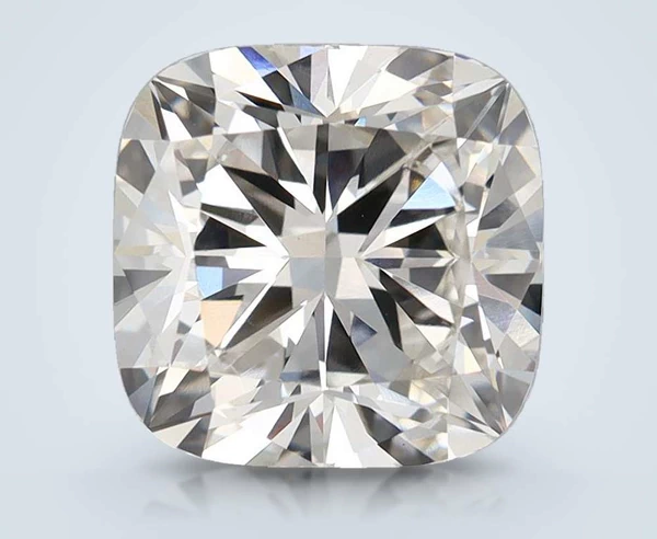 4.7 Carat · H · VS1 Rare Carat Ideal Cut