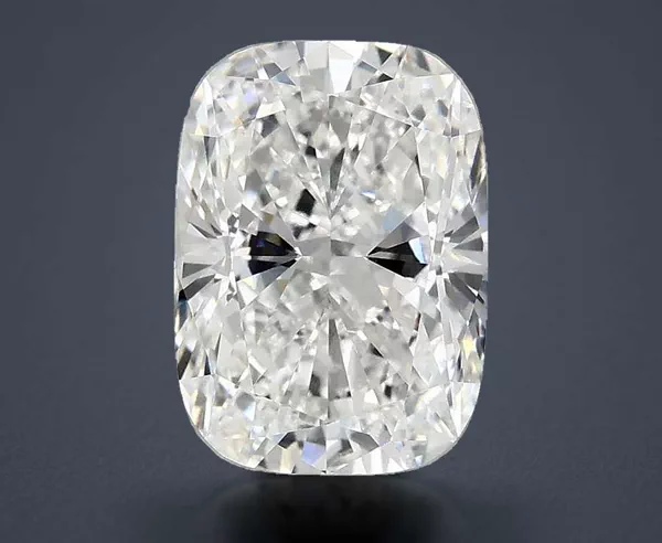 2.81 Carat · E · VS1 Rare Carat Ideal Cut