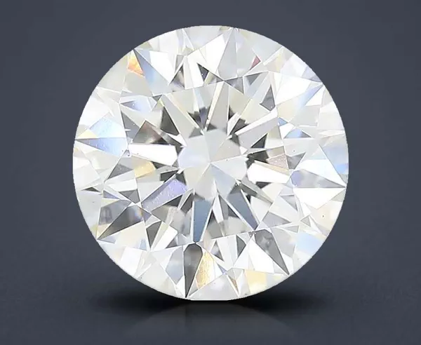 4.49 Carat · G · VS1 Rare Carat Ideal Cut
