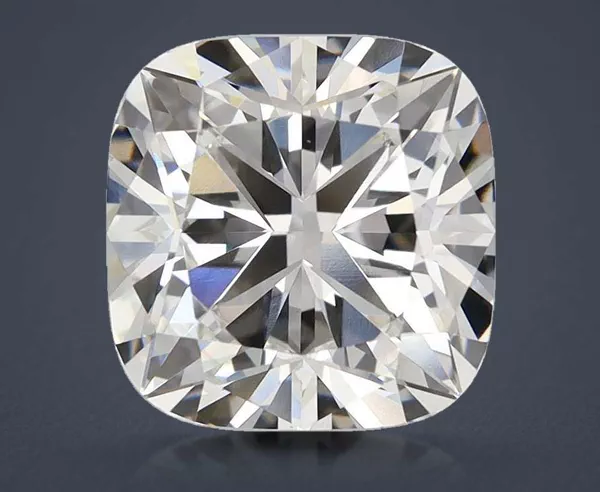 5.06 Carat · G · VS1 Rare Carat Ideal Cut